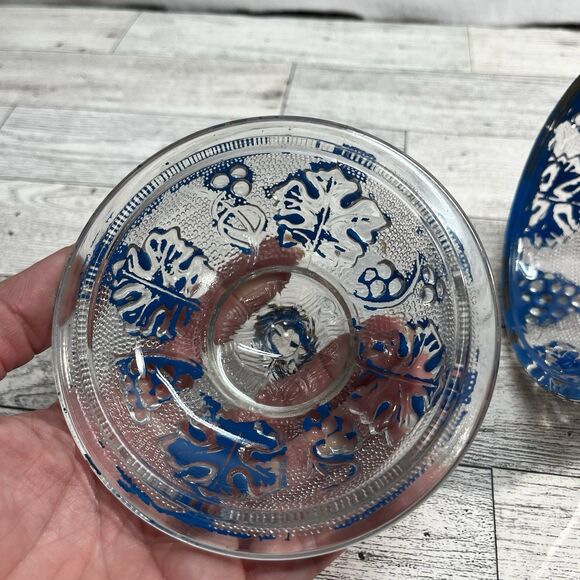 Vintage Jeanette Pink Glass, Footed Candy Bowl w Lid, Grape Design - Picture 6 of 13